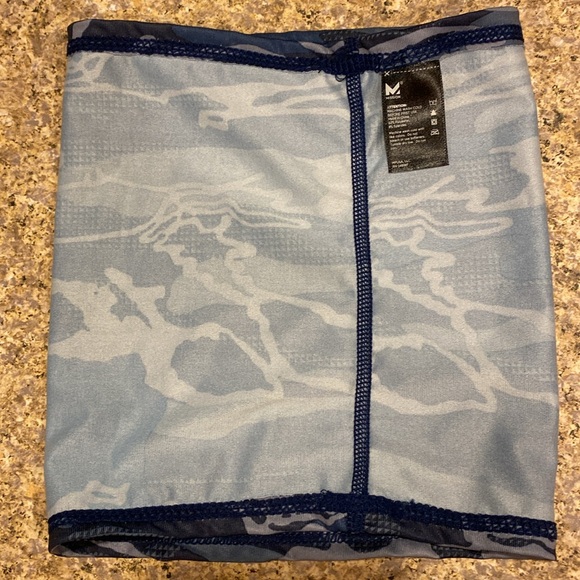 Youth Cooling Neck Neck Gaiter Multifunctional Face& Neck Cover Ages 8+ OS UPF50 - Picture 10 of 13